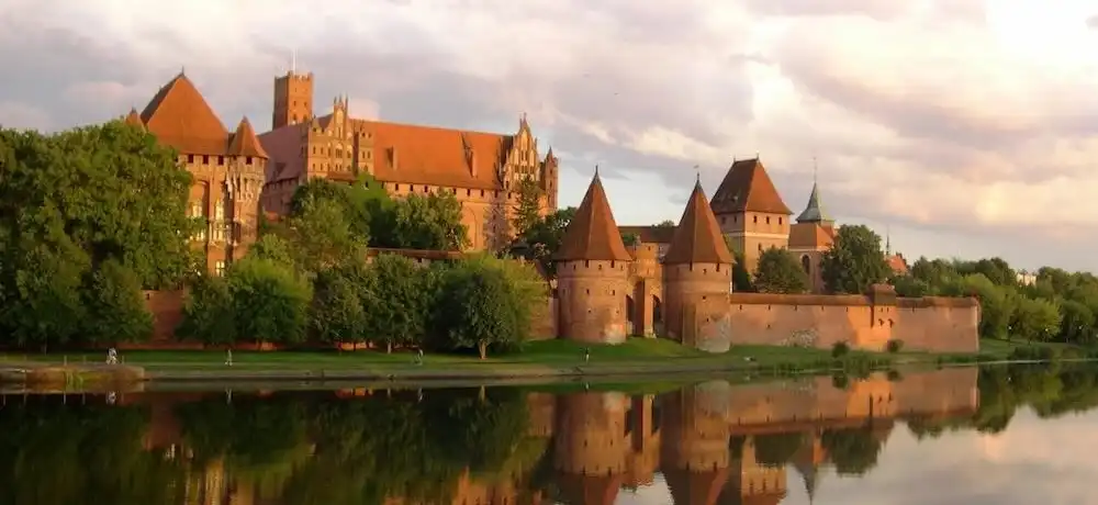Hrad Malbork a Gdaňsk v kostce
