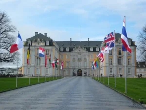 Augustusburg a Falkenlust: Klenoty Kolína nad Rýnem Augustusburg a Falkenlust: Klenoty Kolína nad Rýnem