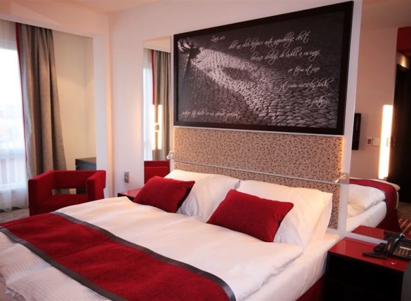 4* Red and Blue Design Hotel: moderní ubytování kousek od Petřína