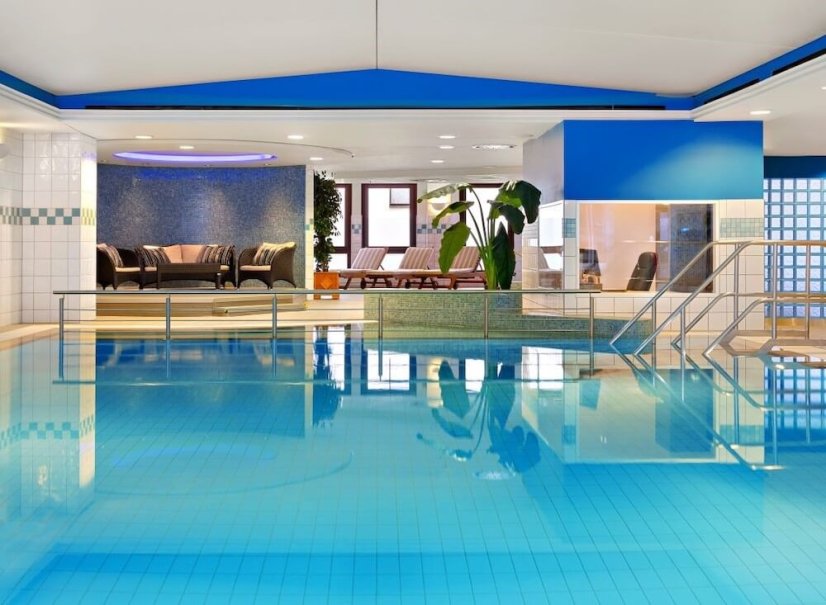 Luxusní Hilton hotel v centru Drážďan u Frauenkirche včetně wellness