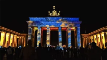 Objete historii a krásu Braniborské brány v Berlíně