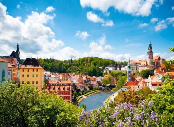Český Krumlov: Kouzelné město v srdci Jižních Čech plné historie a krásných památek