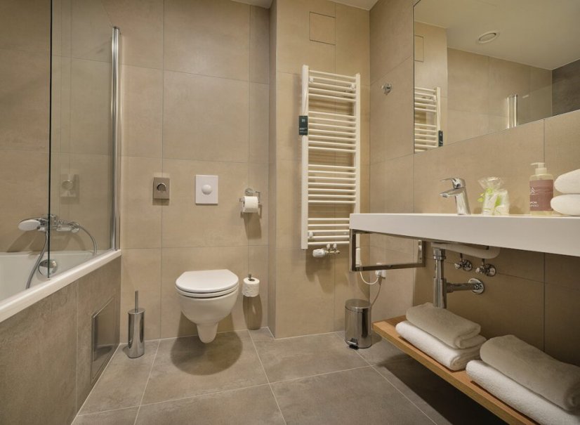 Moderní Hotel Element na břehu Lipna. Nově otevřený hotel Element