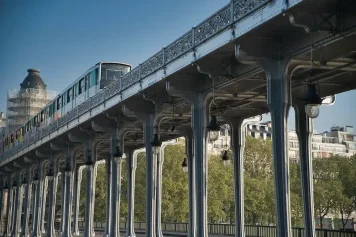 Autobus v Paříži