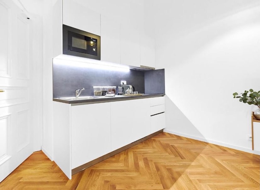 Snídaně v apartmánu Pytloun Bristol Residence Praha – piknikový koš na pokoji