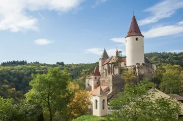 Křivoklát: historie a zajímavosti hradu na půl cesty mezi Prahou a Plzní