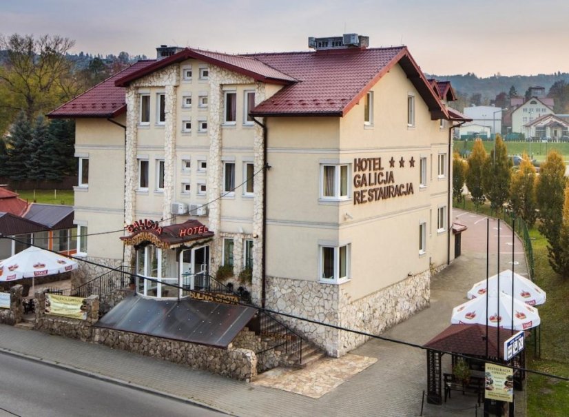 Nádherný Krakov - vzácné památky: hrad Wawel, Mariánská bazilika, bývalá židovská čtvrť Barbakan a Dračí jáma