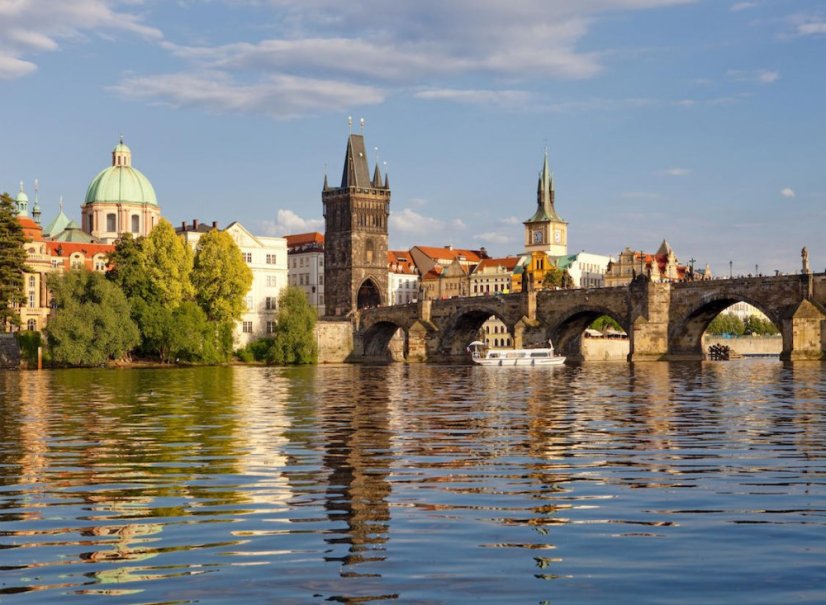 Vítejte v nově zrekonstruovaném 4* Hotelu Aida!
