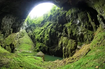 Cestování a turistika: Poznejte kouzlo Moravského krasu a propasti Macocha