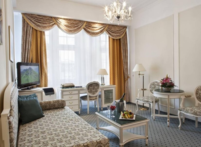 Vítejte v luxusním 5* hotelu Ambassador Zlatá Husa