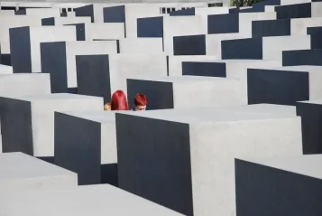 Židovský památník v Berlíně: Místo, které se dotkne vaší duše