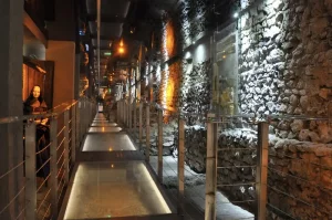 Podzemí Rynku Krakov: Tajemství & Tipy