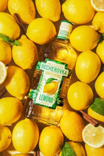 Zážitek pro všechny smysly: Prohlídka a degustace v Becherovka Museum v Karlových Varech