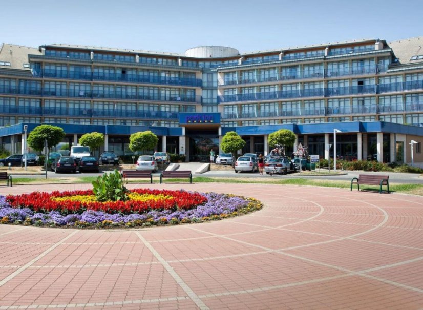 Luxusní ubytování v moderním 4* Hotel Park Inn by Radisson Sárvár