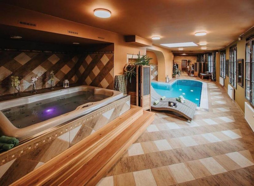 Dopřejte si pobyt v luxusním 5* hotelu Růže