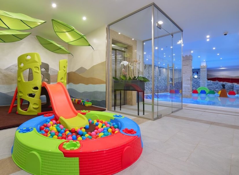 Exkluzivní wellness pobyt s polopenzí a gurmánskými zážitky nedaleko Budapešti