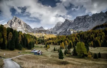 Údolí Val di Fassa: Klenot italských Dolomit v srdci Trentina