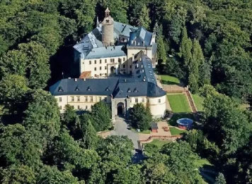 Užijte si luxusní ubytování v zámeckém hotelu s jedinečnou historickou atmosférou
