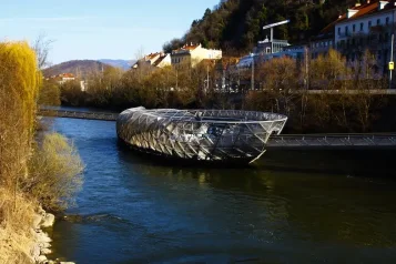 Průvodce Grazem: Od Kunsthausu k levnému ubytování