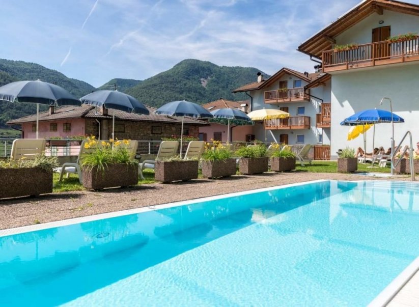 Trentino: wellness dovolená mezi Dolomity a jezerem Lago di Garda + POLOPENZE