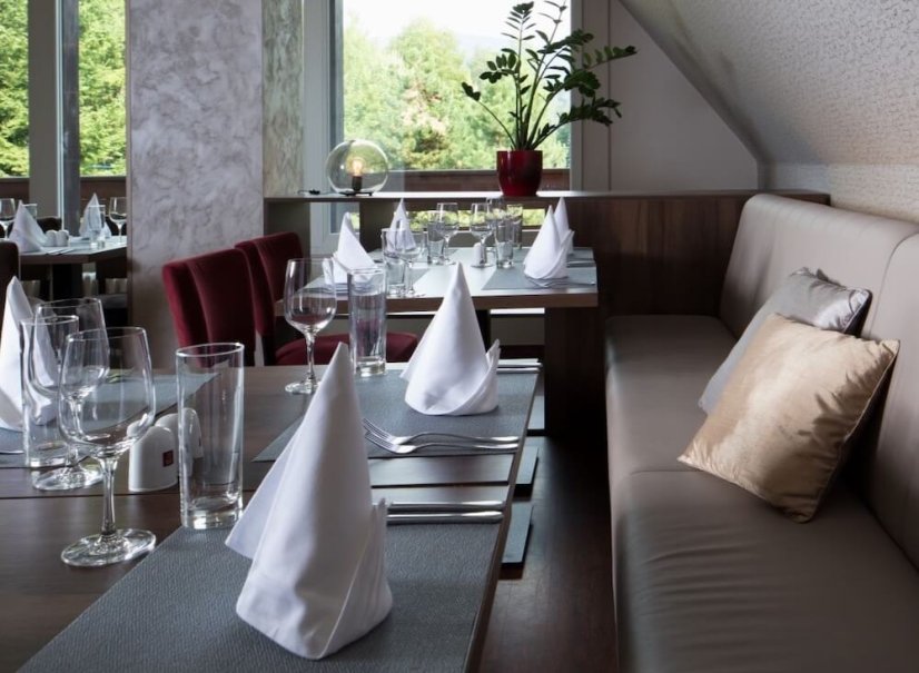 Špindlerův Mlýn v panensky krásné krkonošské přírodě