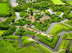Stadskanaal, pevnost Bourtagne a nizozemská provincie Groningen
