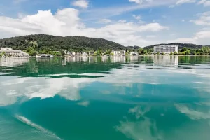 Objevte kouzlo Wörthersee a Korutan: Váš průvodce nejlepšími zážitky a ubytováním