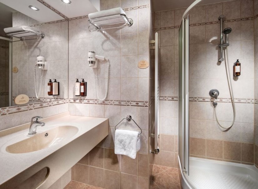 Luxusní Pinia Hotel & Resort s nádherným výhledem na Krkonošský národní park