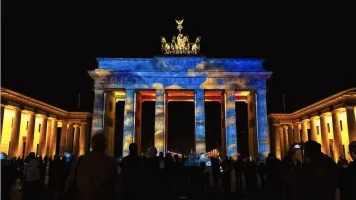 Objete historii a krásu Braniborské brány v Berlíně