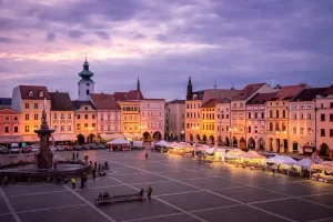 Náměstí Přemysla Otakara II: Srdce Českých Budějovic