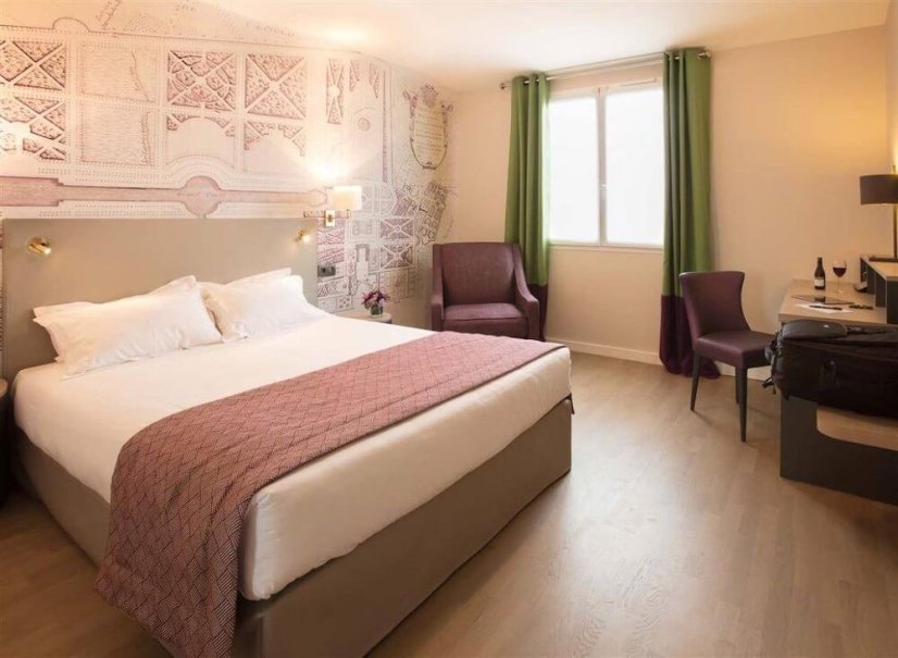 Užijte si prvotřídní ubytování v našem luxusním hotelu.