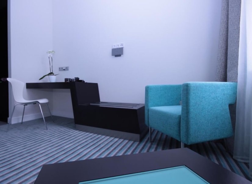 4* Red and Blue Design Hotel: moderní ubytování kousek od Petřína