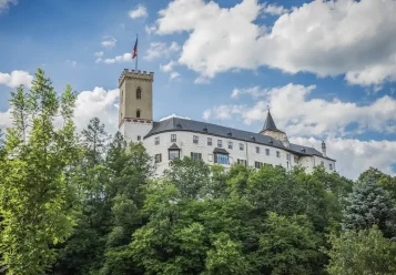 Hrad Rožmberk: Nenechte si ujít tento středověký klenot Jižních Čech