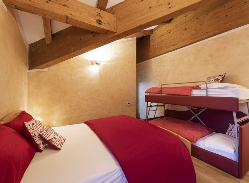Malebný horský hotel v Dolomitech u Passo Cereda