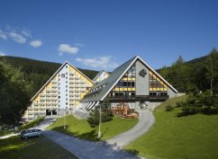 Luxusní Pinia Hotel & Resort s nádherným výhledem na Krkonošský národní park