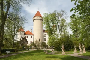 Tajemství zámku Konopiště: Tipy a rady pro návštěvu Tajemství zámku Konopiště: Tipy a rady pro návštěvu