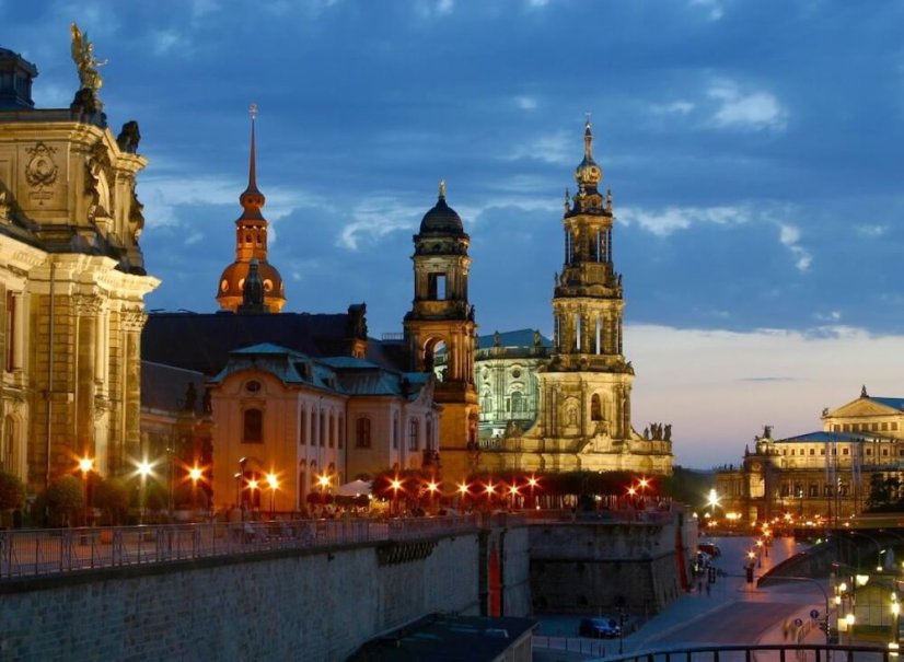 Užijte si luxusní pobyt u Frauenkirche v centru Drážďan. Komfortní ubytování a vynikající poloha