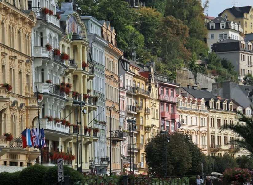 Karlovy Vary – wellness a relaxace v centru lázní vč. POLOPENZE v Art Deco Wolker