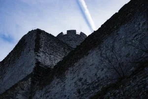 Tajemství Hradu Bezděz: Proč ho navštívit
