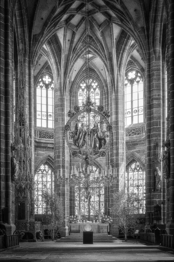 Navštivte Lorenzkirche s Levným Ubytováním