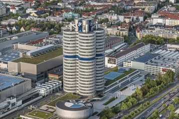 BMW Welt a BMW Museum: Nezapomenutelná zážitková cesta světem automobilů