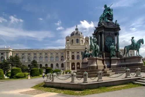 Vídeň: Průvodce Nezapomenutelnými Zážitky ve Městě Hudby a Umění
