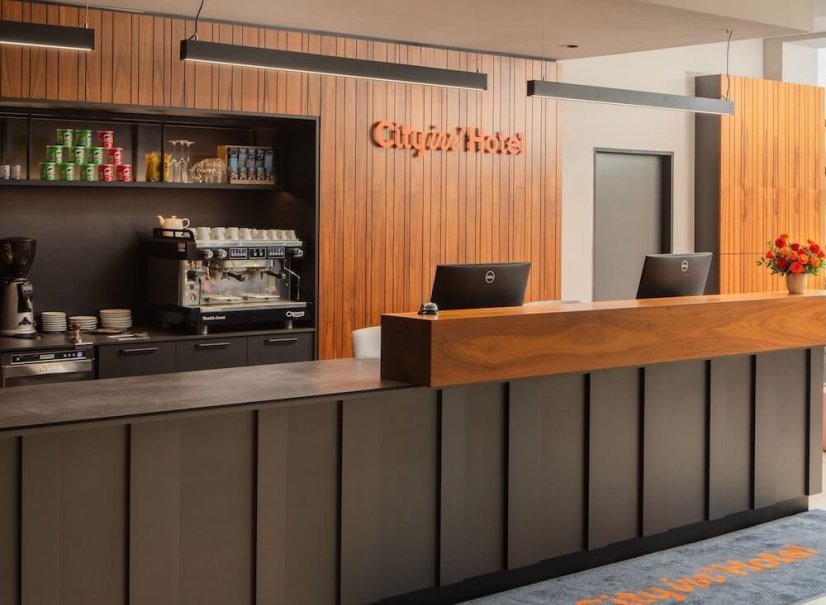 Recepce hotelu City Inn Olomouc – přívětivé uvítání hostů ve čtyřhvězdičkovém hotelu