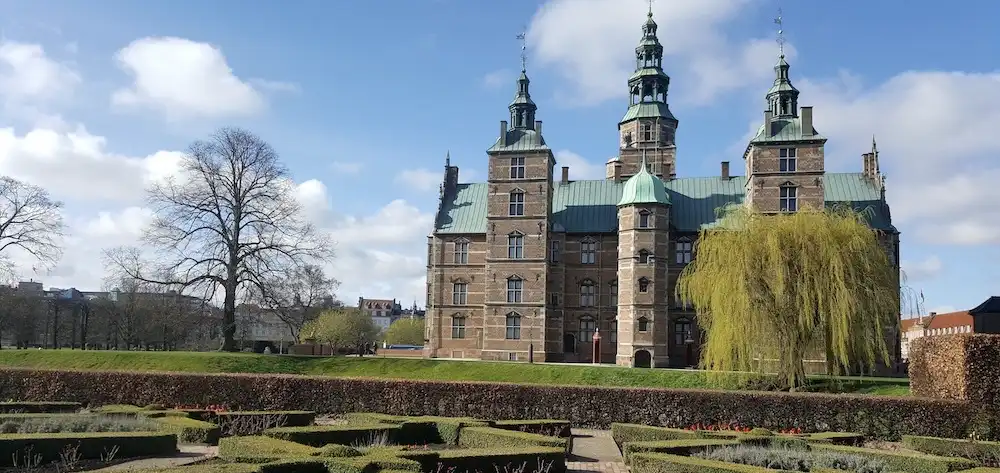 Objevte Rosenborg, nádherný královský hrad v Kodani